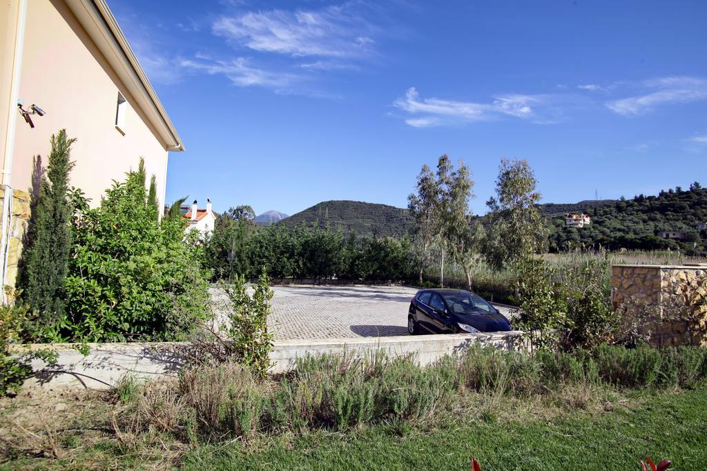Cavos Fokidos Aparthotel Chiliadou  Luaran gambar
